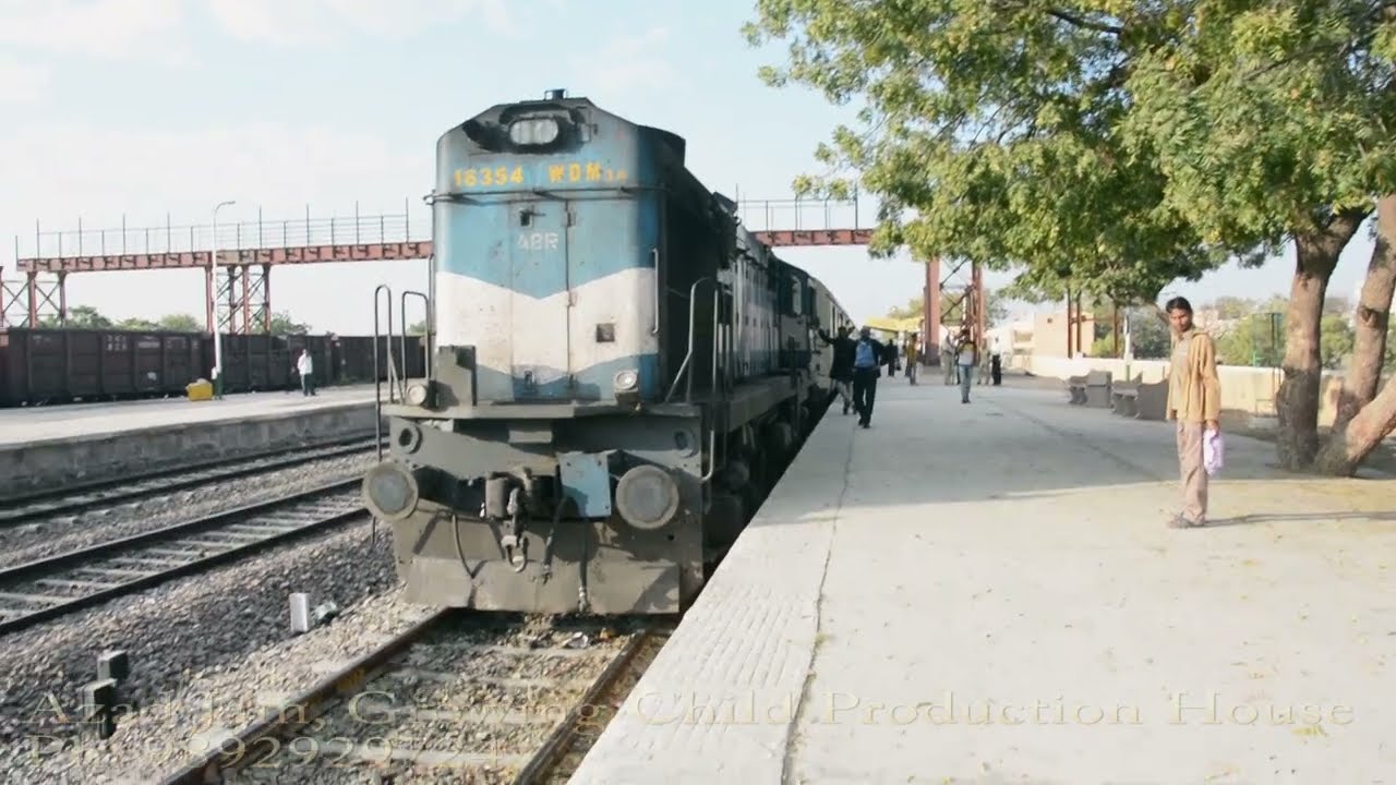 Marwar Bhinmal Railway Station train Arriving & Departing Video.Rajasthan.India.Marwad Indian Rail