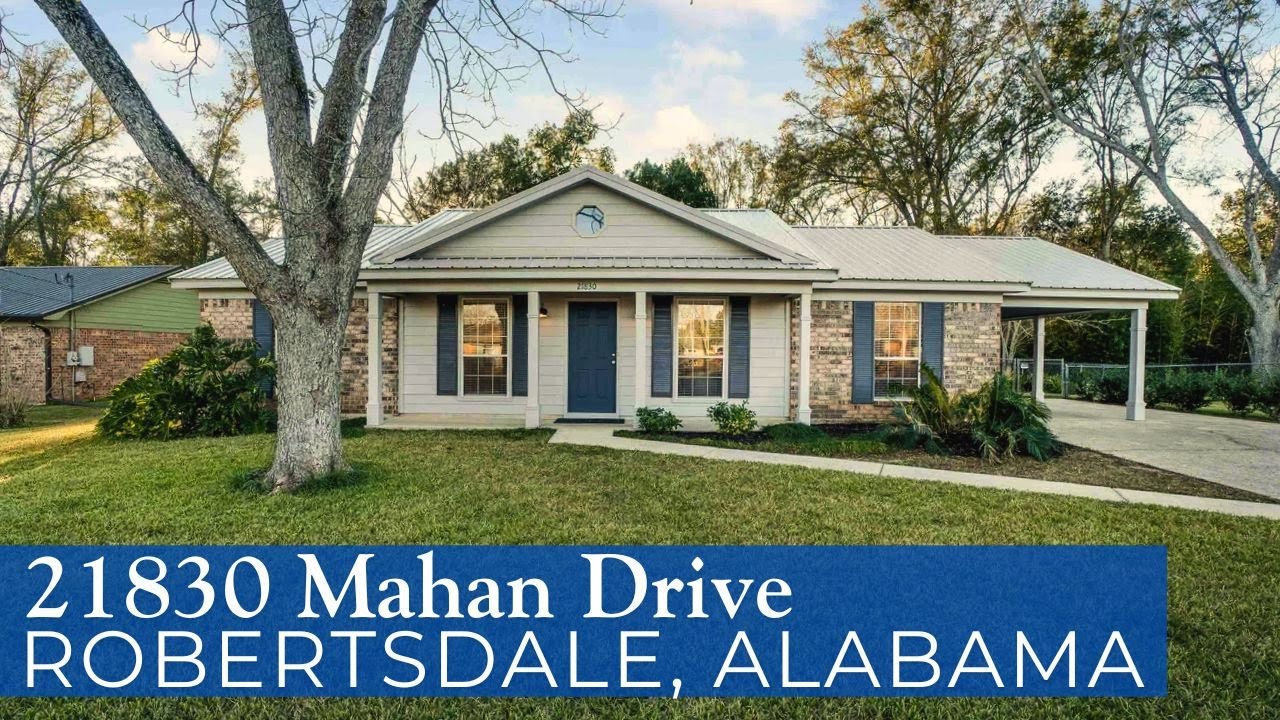 Charming Brick House Available in Robertsdale, Alabama
