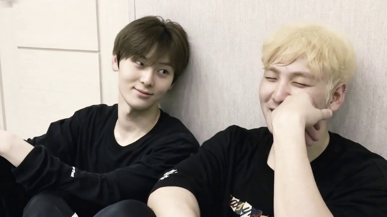 [Moment] NU'EST MinHyun x Baekho 민백 믾백  #มินแบค #MinBaek