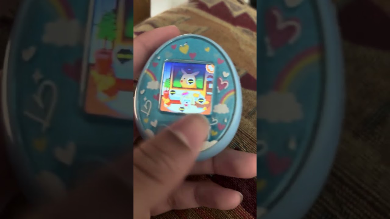 My first video that’s in my aunts house lol. Hand reveal. 