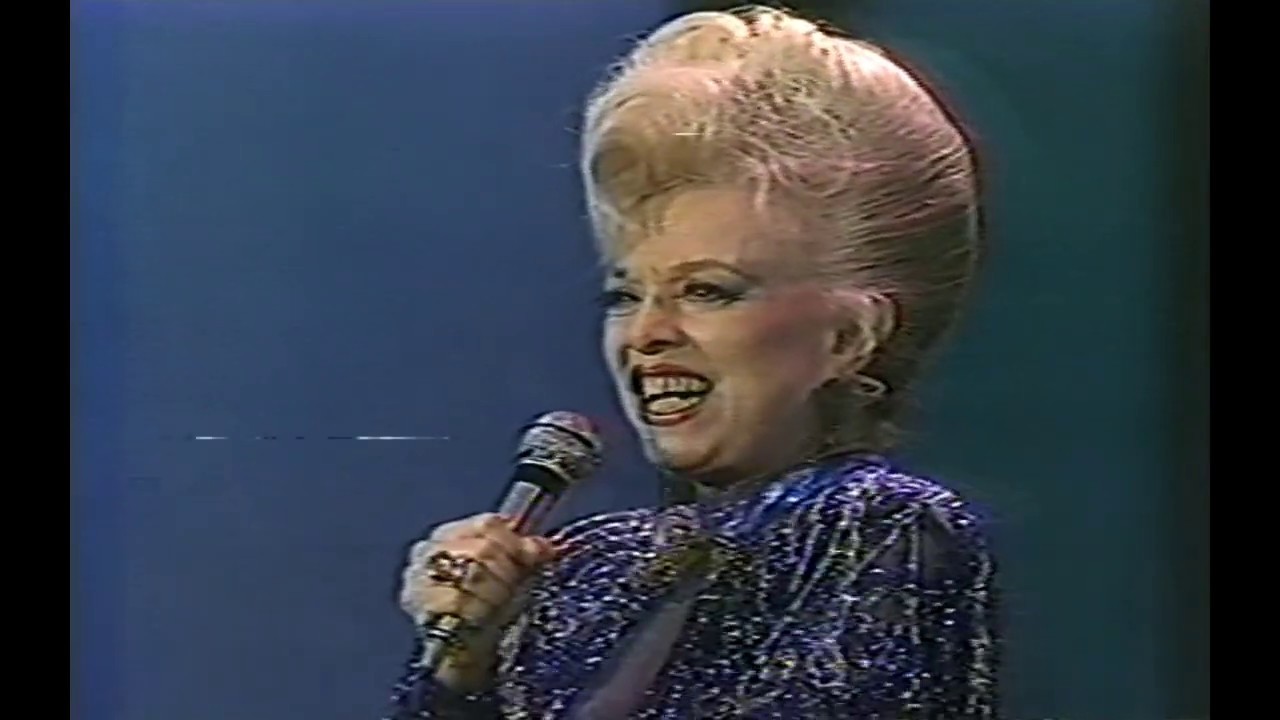 ROSITA FORNÉS * A pesar de todo * Teatro América / 1993