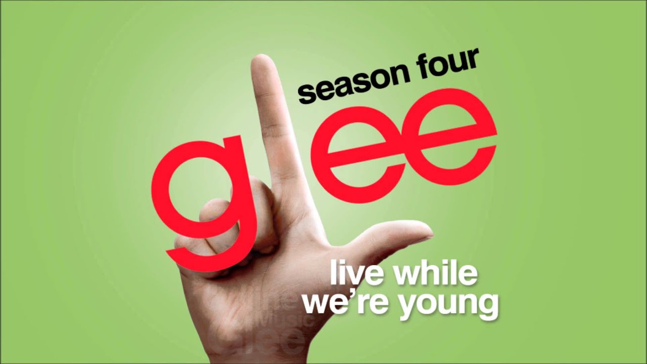 Live While We're Young - Glee [HD Full Studio]