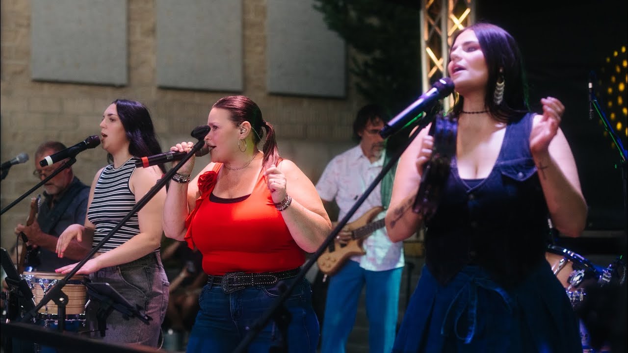 Baggage Claim (Cover) - XYZ and The Boomers