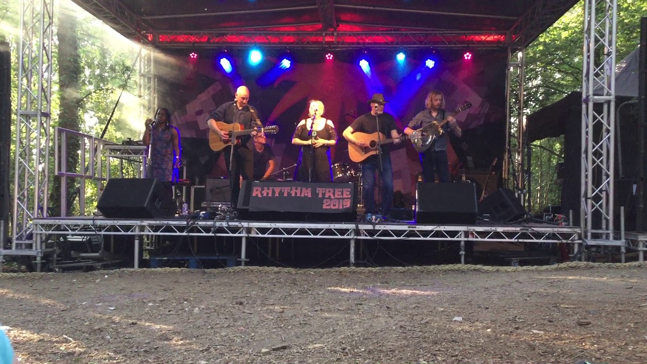 Naomi Bedford & Paul Simmonds Hangman live at Rythm Tree Festival 2019