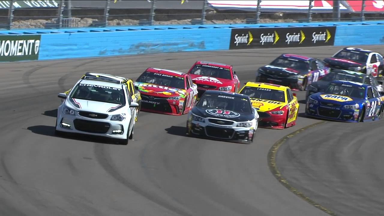 Relive Harvick, Edwards duel in the desert