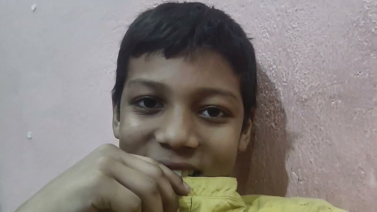 aaj hostel se ghar aay hai