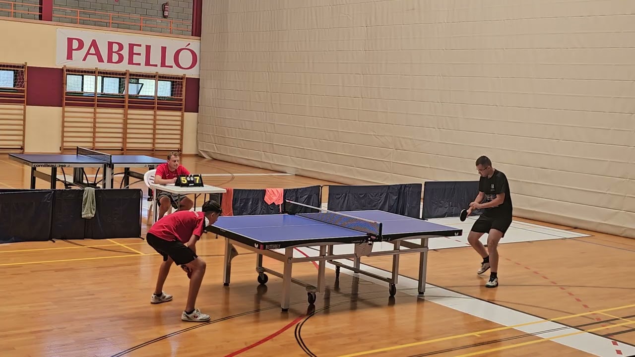Izan vs José Cano.