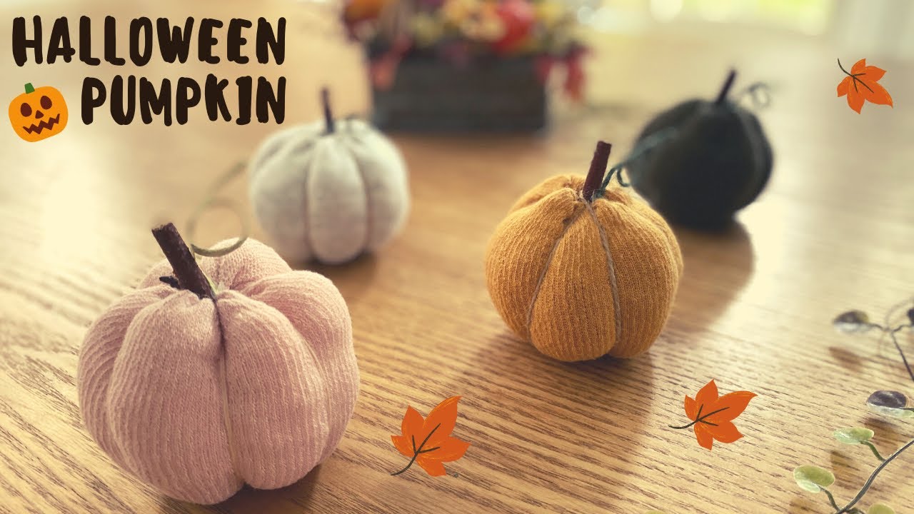 靴下🧦で作る簡単ハロウィンパンプキン🎃お子さんと楽しくハロウィン準備👻何色で作りますか？ハロウィンデコレーション。
