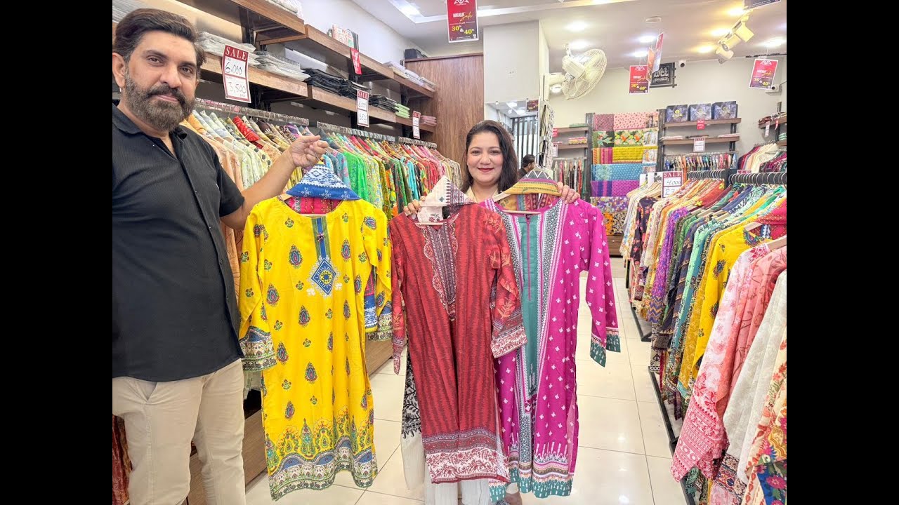 The Fashion Expert's Guide to AYA Clothing