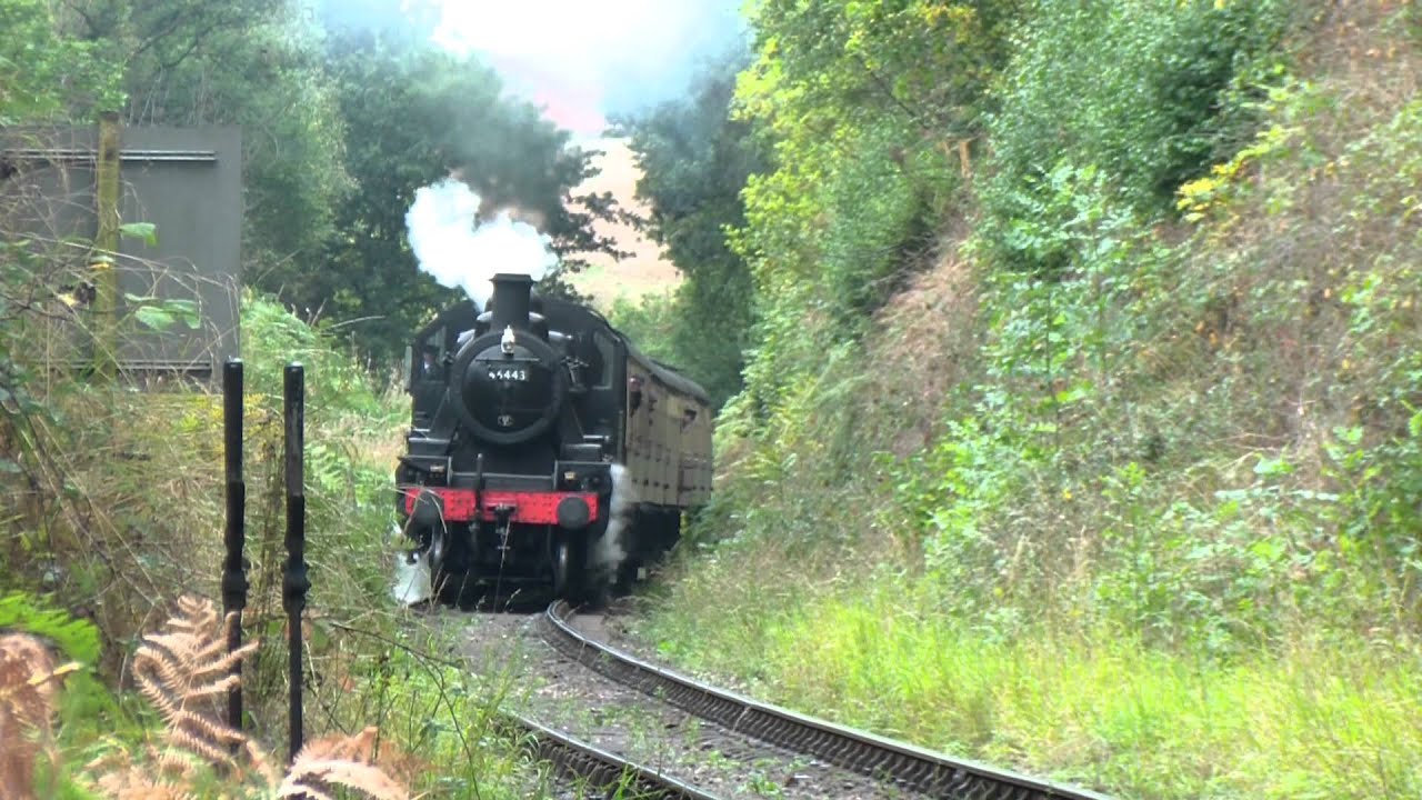 46443 - LMS Ivatt Class 2 - The SVR Autumn Gala (2011)