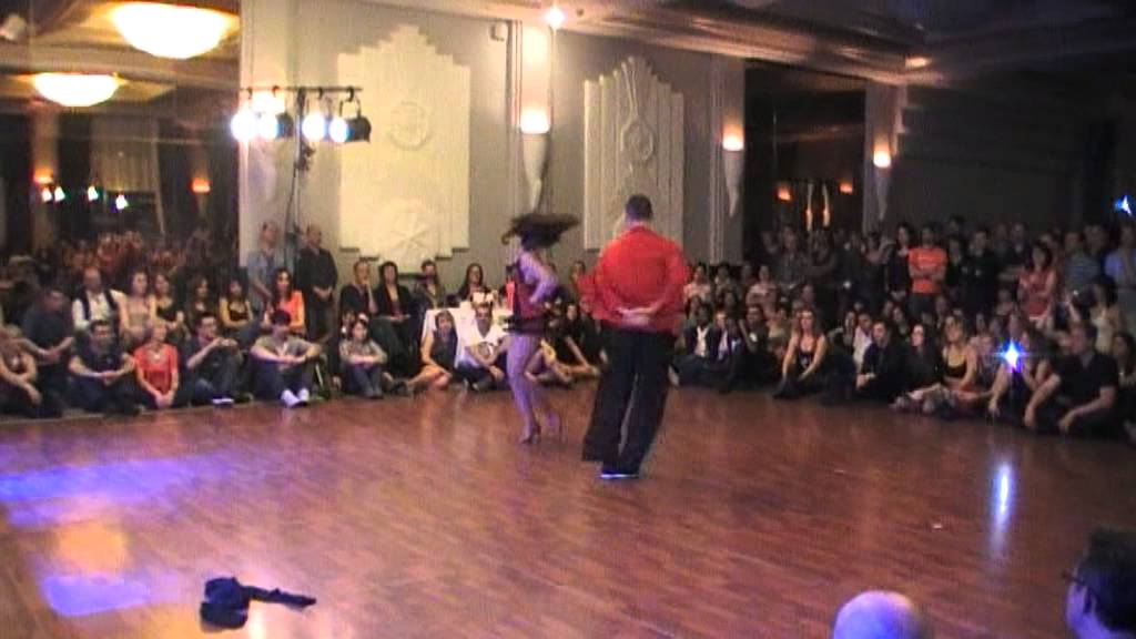 Pasaporte Latino Production Show Bachata par Sc&eacute;ne Attitude au Casino Lyon Vert Mars/2013