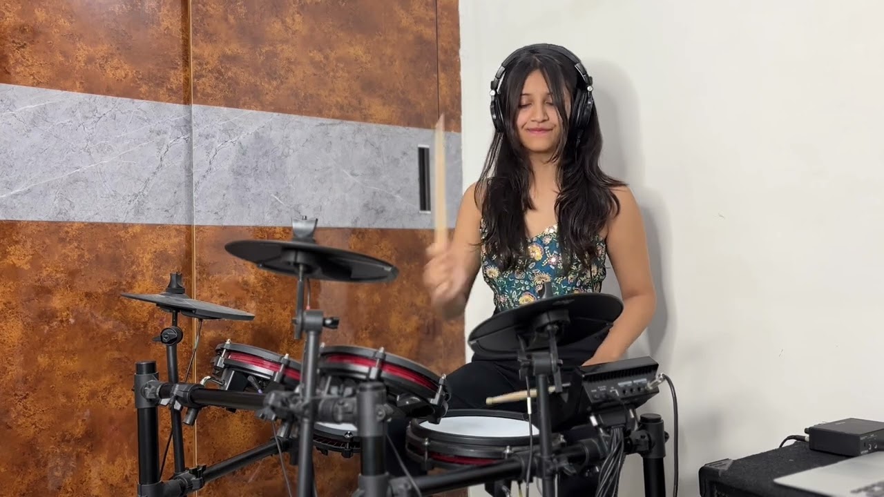 Oye Boy Charlie | Drum Cover - Srividya Kotnala | #drumcover #drummergirl #bollywoodsongs 