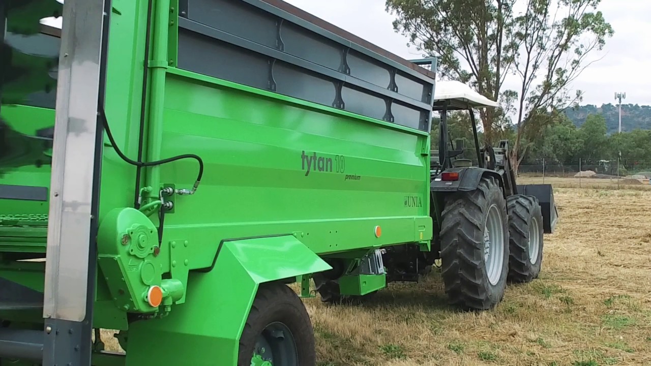 Unia - Tytan 10 Multipurpose Spreader