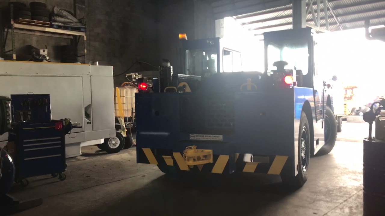 Refurbished Grove Aircraft Push Back Tractor