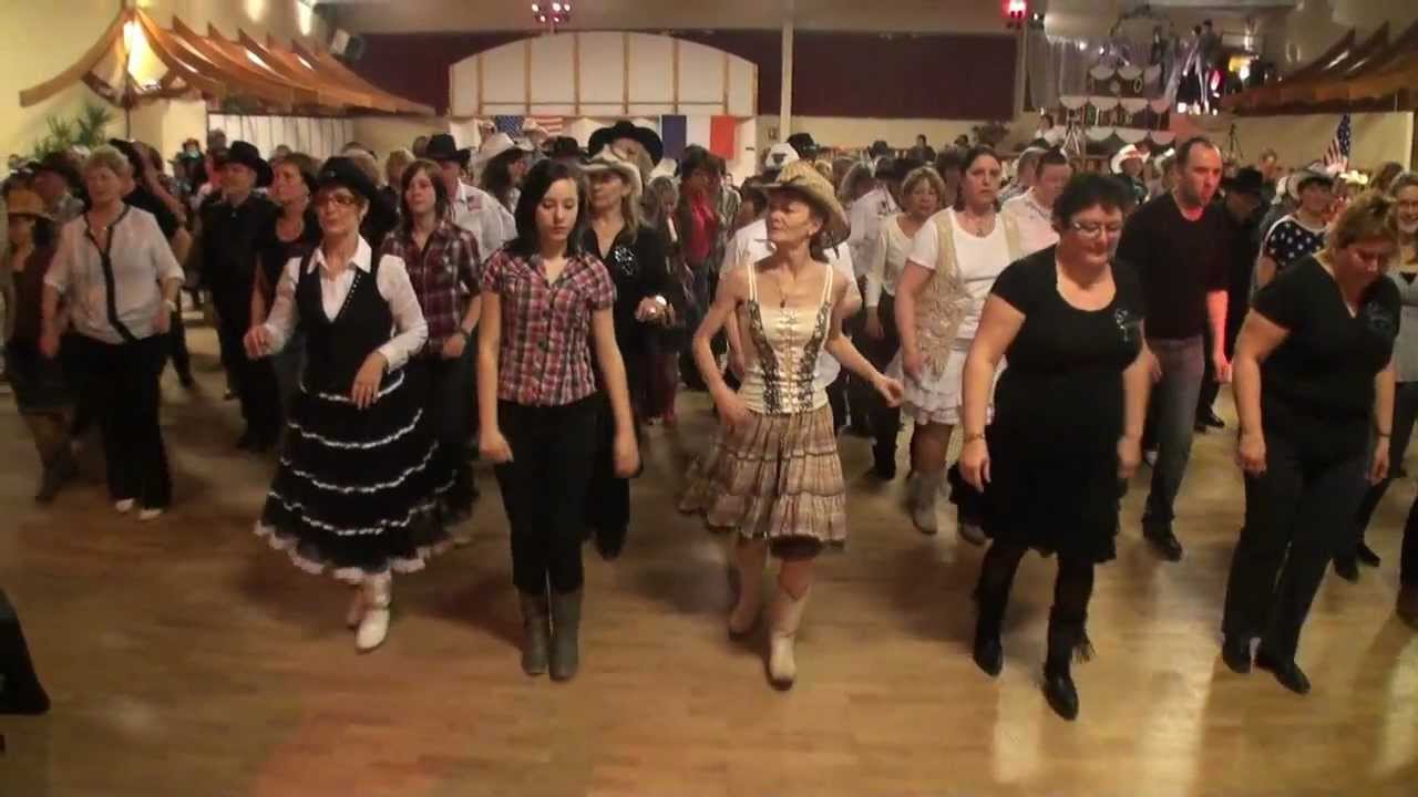 14 Concert Aziliz Country Band (Walk Of Life)