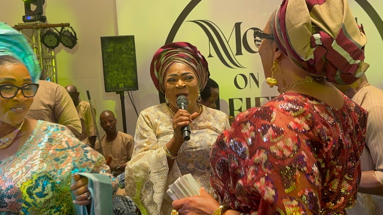 SALAWA ABENI SURPRISED KING SUNNY ADE AND BUKKY WRIGHT AT HON. UZAMAT AKINBILE 50TH BIRTHDAY