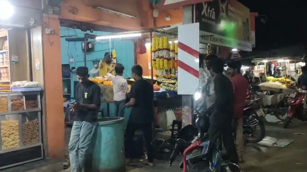 Fruit flowers and vegetables market of Giddalur.ଫଳ, ଫୁଲ ଏବଂ ପରିବା ବଜାର #video #marketing #blogs