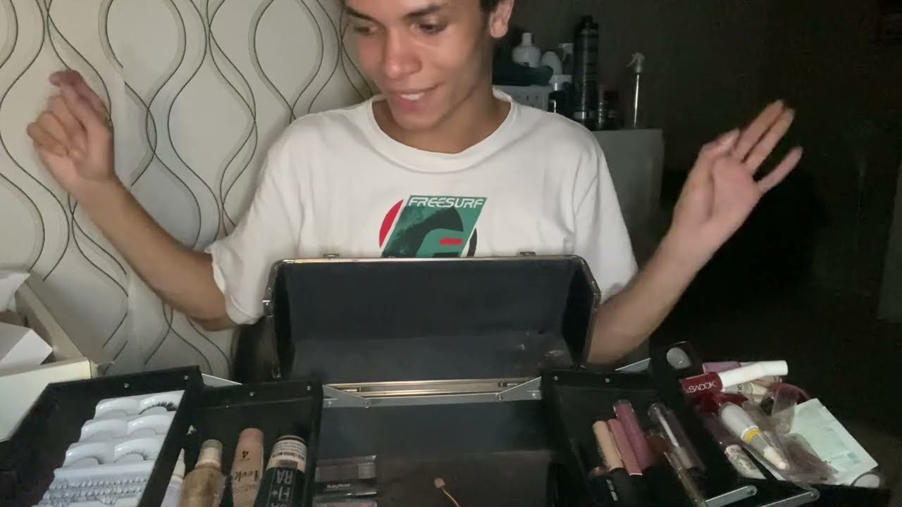 ASMR caseirinho arrumando minhas maquiagens bagunçadas