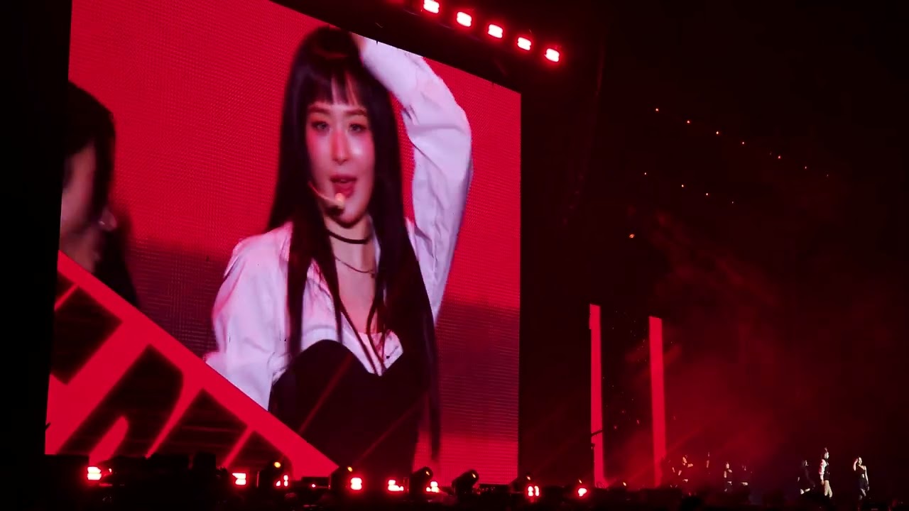 Run Devil Run (Girls' Generation Cover) - Red Velvet [SMTOWN Mexico City] 250509