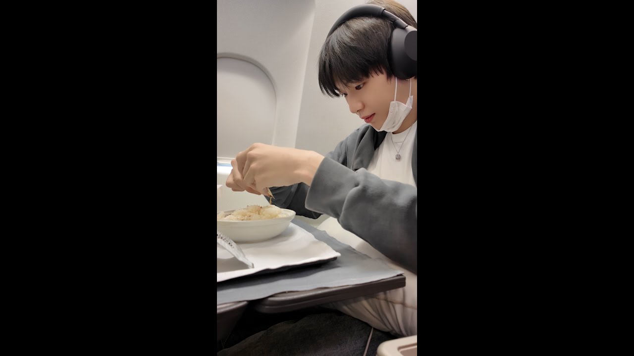 다니엘의 3분 Log #6 ✈️🌊 #강다니엘 #KANGDANIEL#shorts