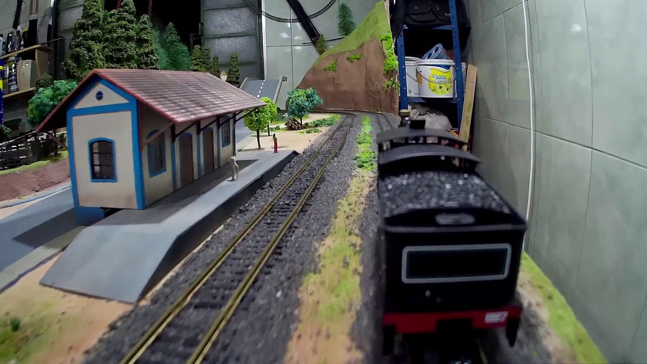 FERROMODELISMO Um passeio de Maria Fumaça