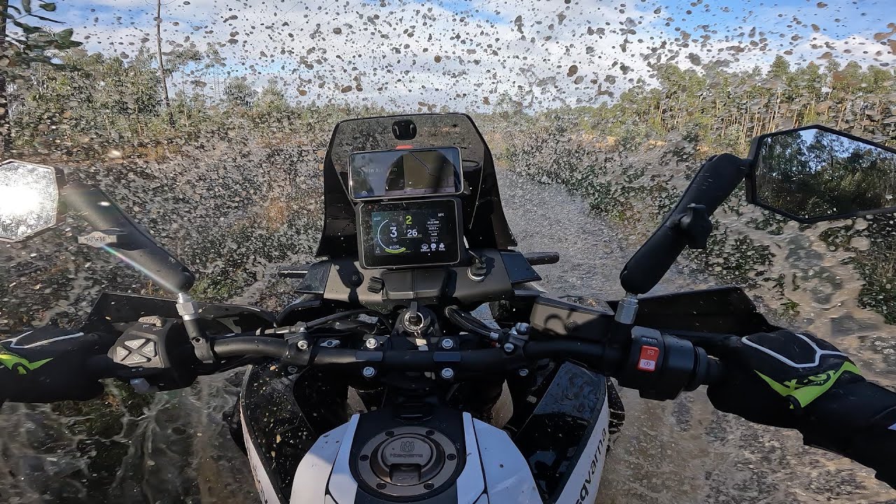 Norden 901 | KTM 890 vs Norden 901 fast and muddy 