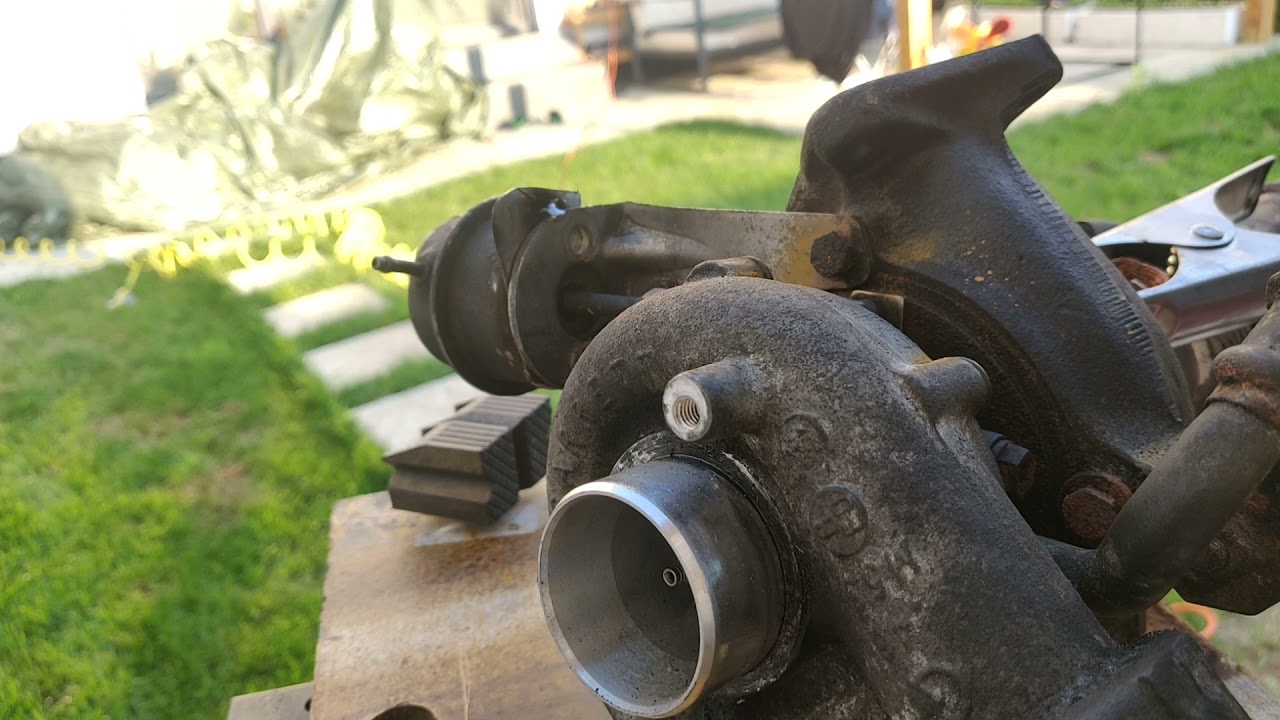 Turbo VNT converted for an M-TDI 1.9 1z LR 300 pump - controlled without vaccum and no electronics