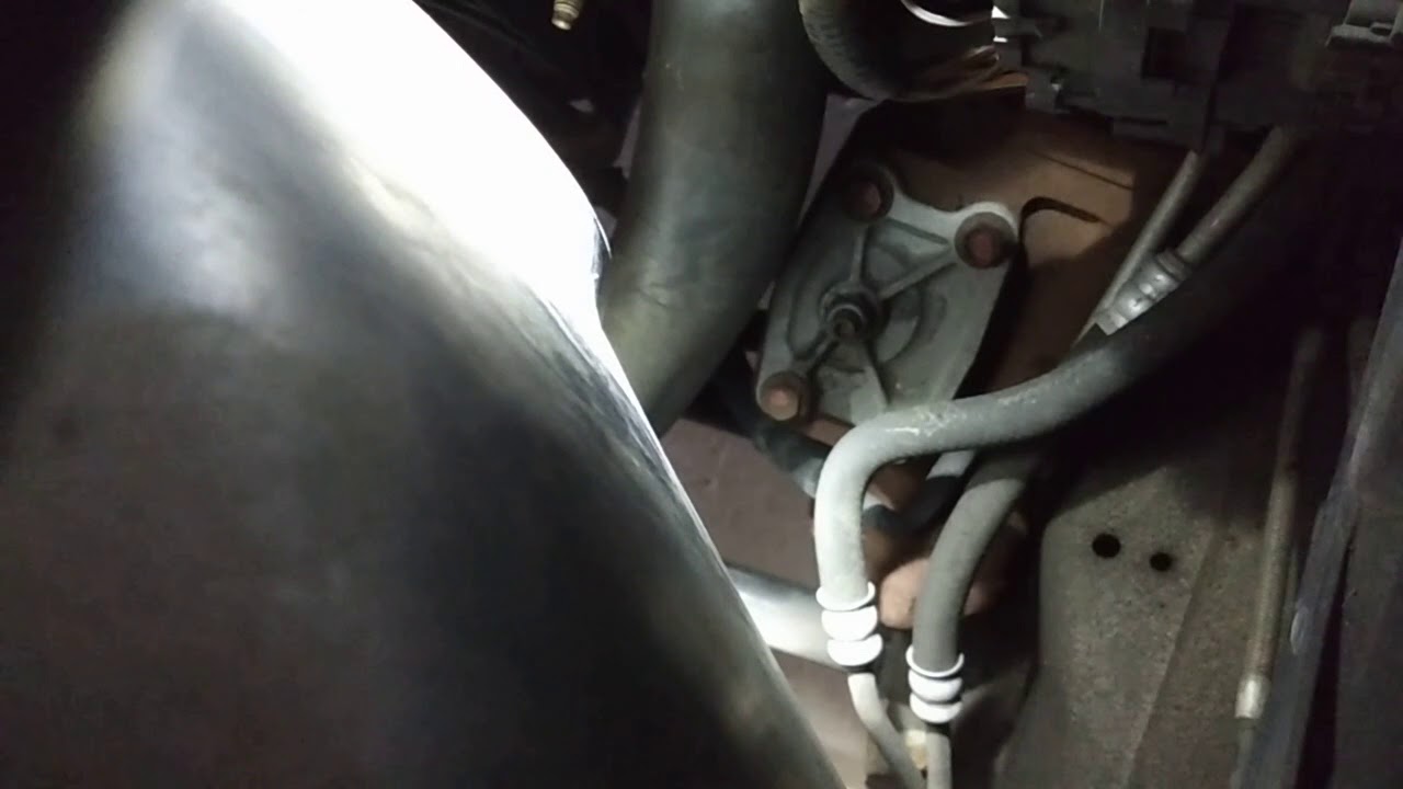 Как отрегулировать рулевой механизм Ford.