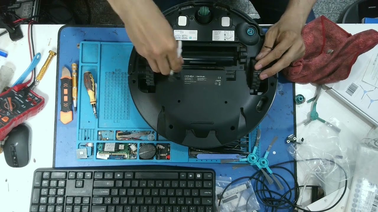 &iquest; C&oacute;mo cambiar los cepillos y limpiar un Cecotec Conga 2290 Panoramic ?