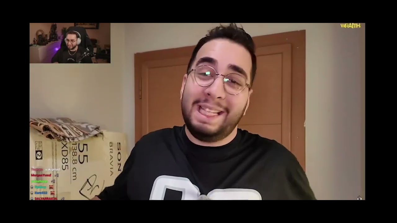 Eray Can Özkenar Mobil'legends videosunu izliyor !!! Sonunda konsol oyun sinirlendi 😅