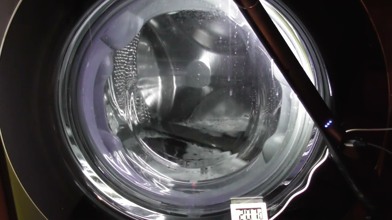 LG AiDD Steam Washer, Mouse mat wash on Wool 20 cycle with Intensive