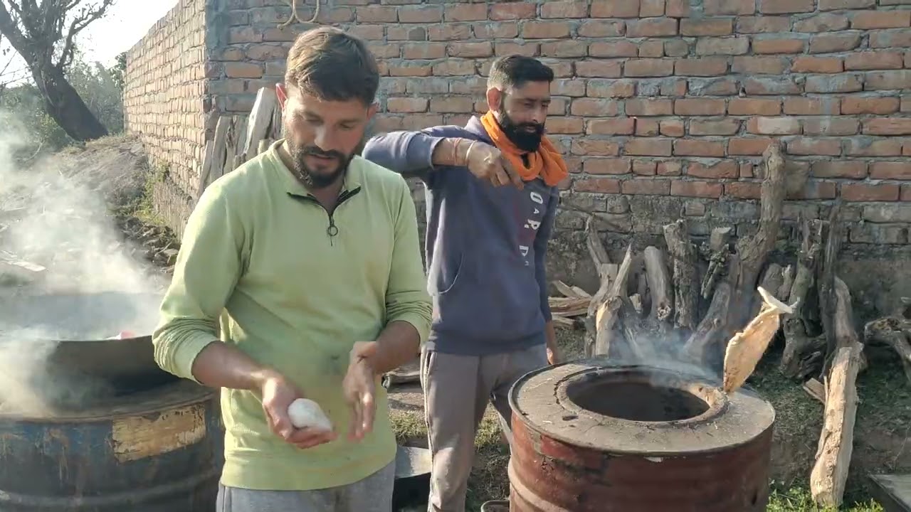 ऐसे बनता है नान, होती है मुश्किल, खाने की निंदा ना करें