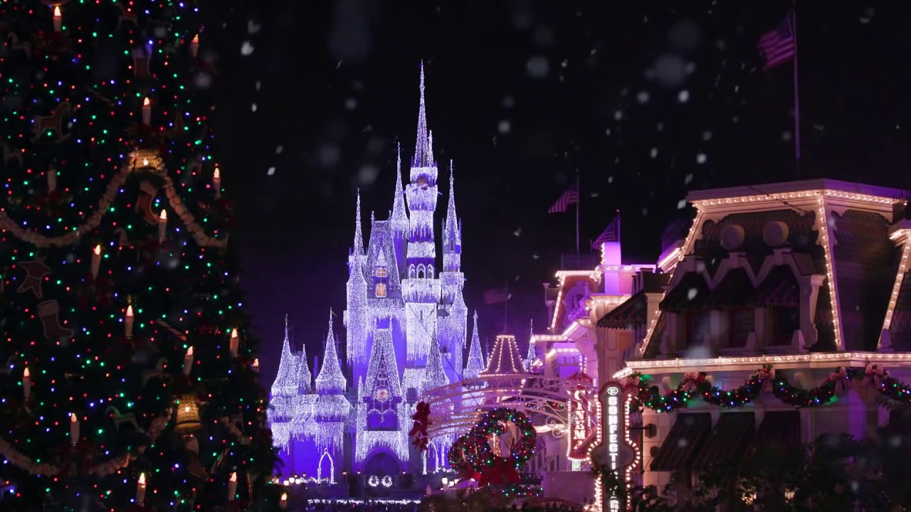 Disneyland & Disney World Music & Ambience - Christmas loop on Main Street USA.