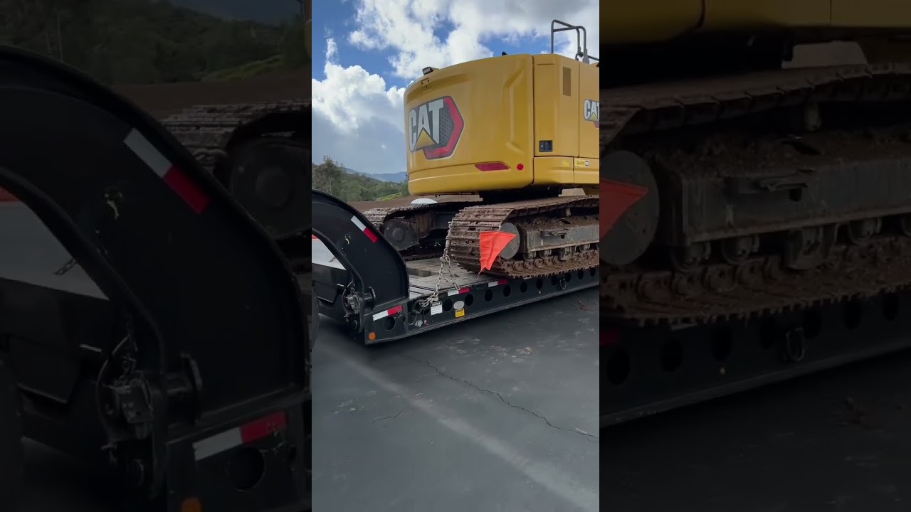 Low and slow |CAT 325 excavator #shorts #heavyhaul