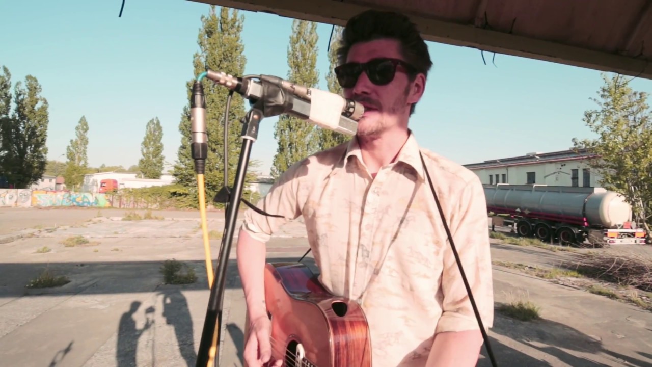 Reverend Stomp & The Flying Dishes - Rest For My Bones - Sinners Crackhouse Dead-Or-A-Live-Session