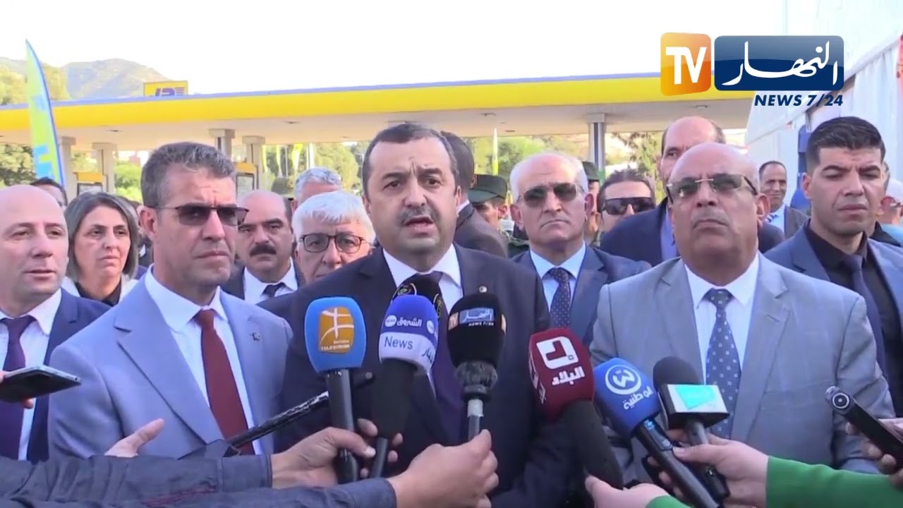 تيزي وزو: وزير الطاقة و المناجم في زيارة عمل وتفقد لهياكل قطاعه بالولاية