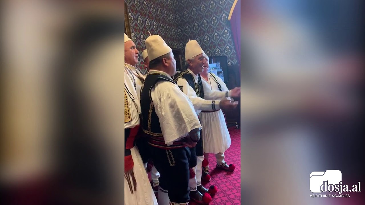 Polifonia labe magjeps deputetët britanikë, Goliku zbarkon në parlamentin anglez