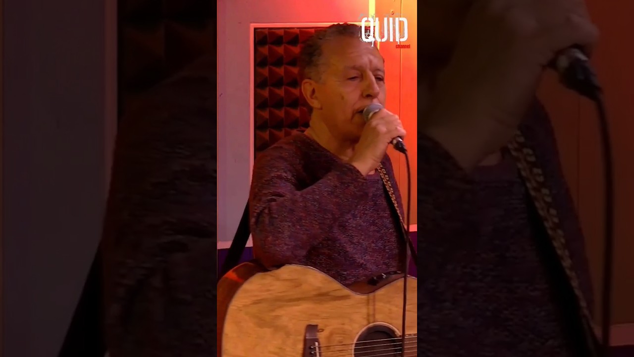 Luigi Turinese suona il suo album 