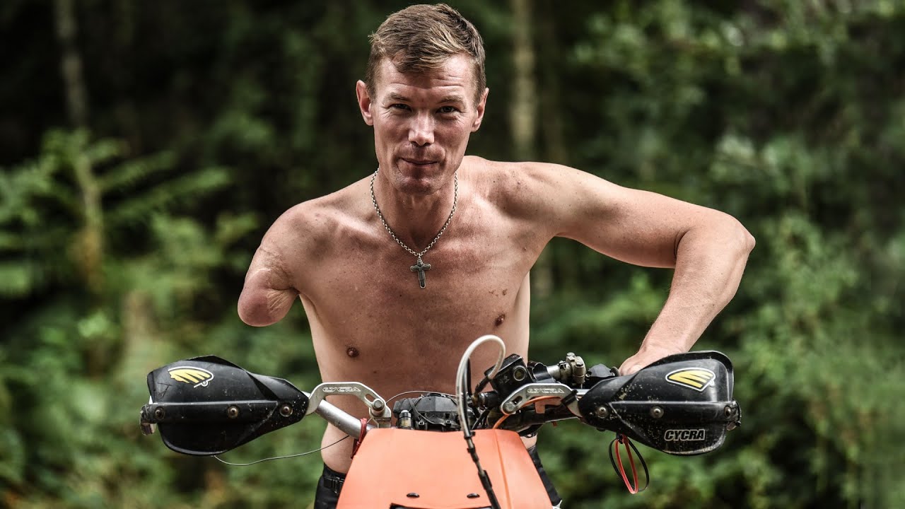 The Fastest One Armed Dirt Bike Rider in the World?
