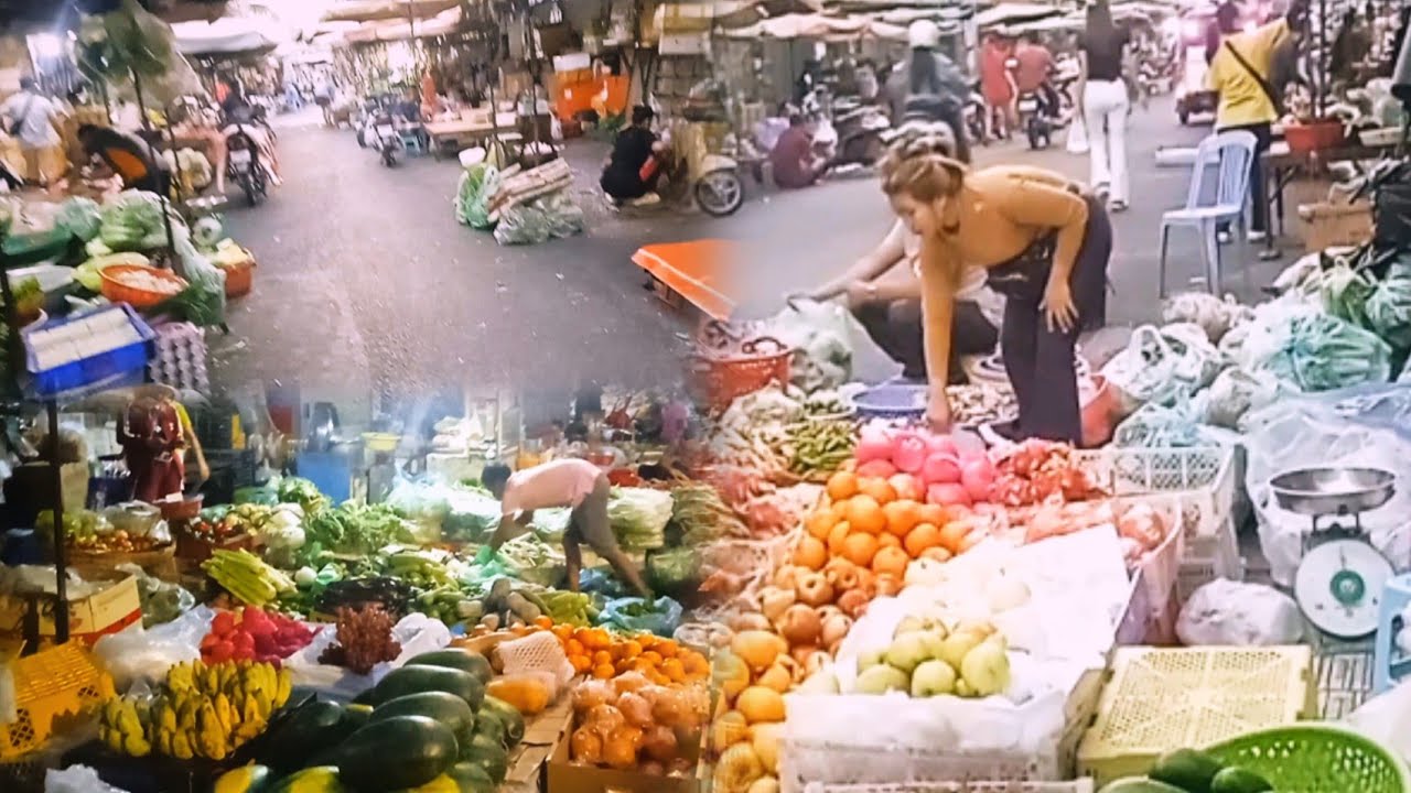 Early morning at the roadside vegetables market .....