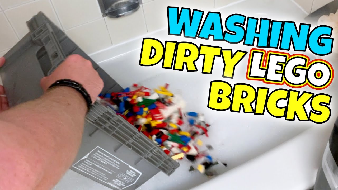 How to CLEAN LEGO Bricks 🧽  | Washing Vintage LEGO Parts