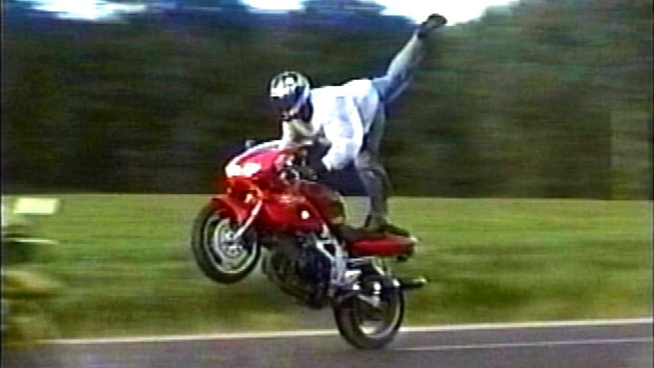 Ridiculous Old School Motorcycle Stunts, d-Aces