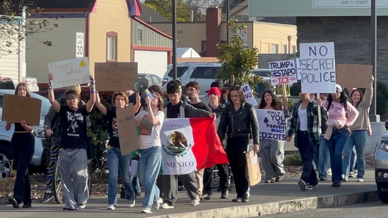 Live at Eureka HS Walkout for General Strike ICE Out Protest 