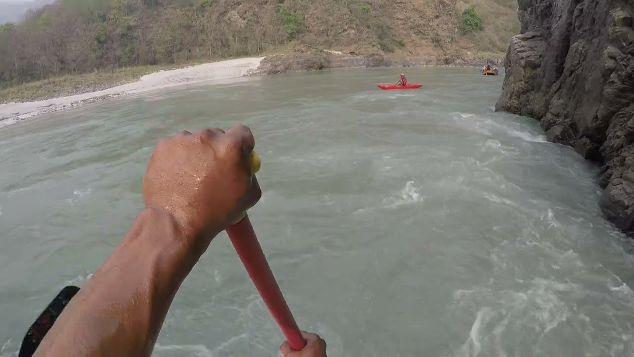 Rafting with rapid #raftinginrishikesh #enjoyment