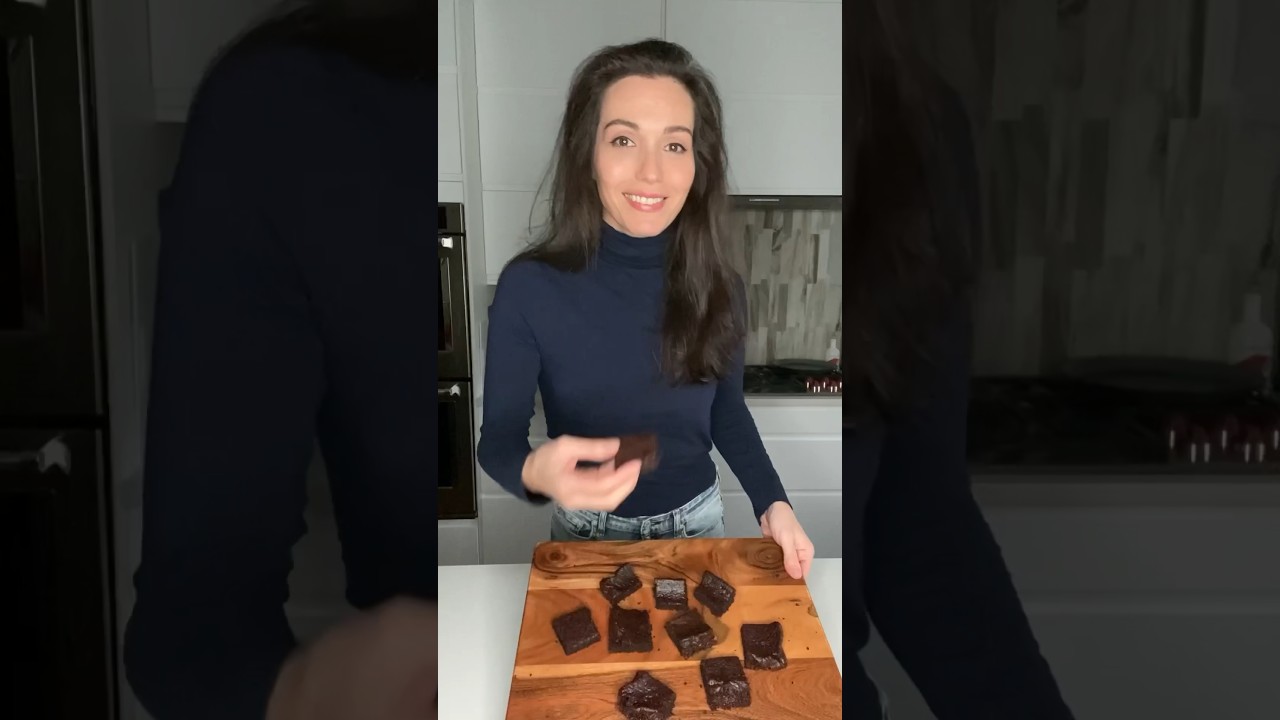 These Flourless Pumpkin Brownies are the healthiest dessert for the season #shorts
