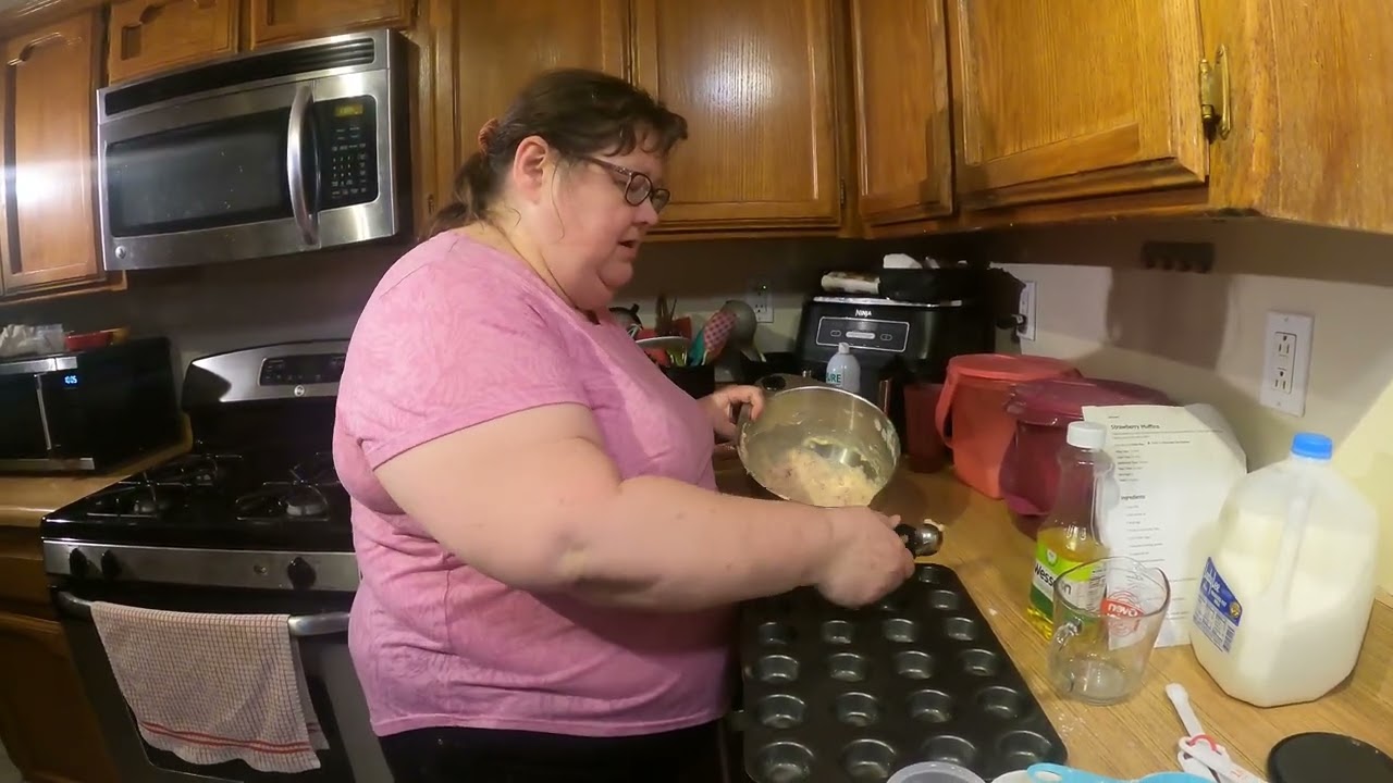 STRAWBERRY MUFFINS