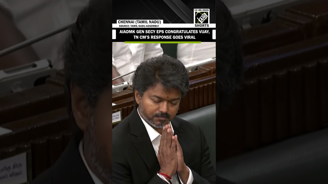 Генерал AIADMK Эдаппади Паланисвами поздравляет CM TN, Виджай отвечает &laquo;Намасте&raquo; на собрании