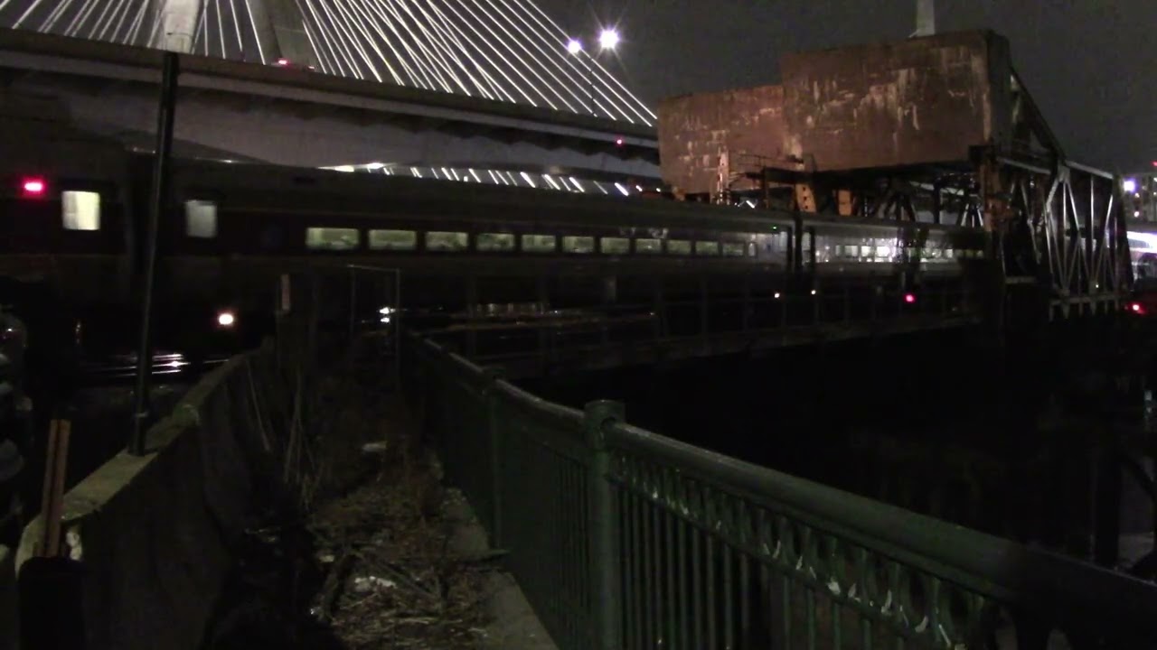 Mbta 3 way meet Boston North Station
