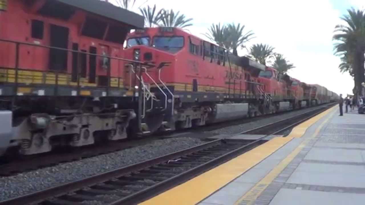 BNSF E/B Stack train leaving Fullerton station 2015-09-12