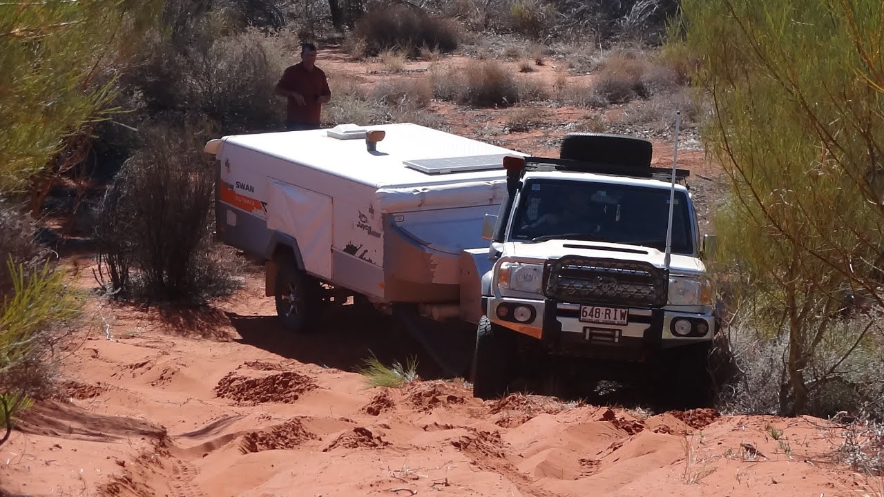 Hay River Track - Simpson Desert  - V8 Landcruiser 76 - Jayco Swan - Navara D40 - UEV490